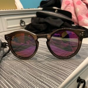 Blue Planet round, pink sunglasses